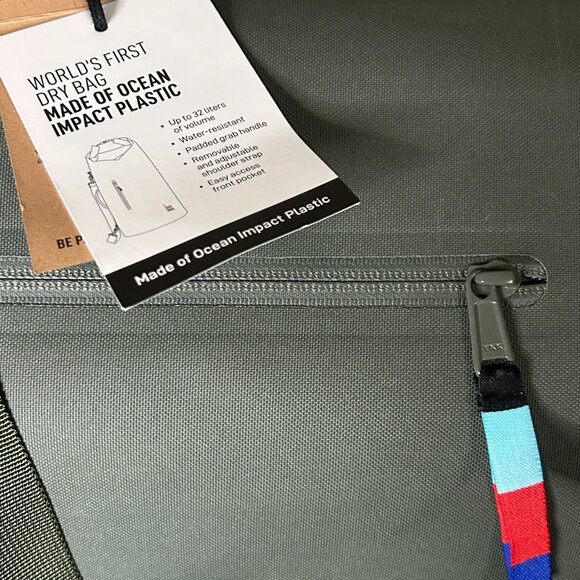 Got Bag Water Resistant 32 Liter Green Duffle - NEW WITH TAGS! - Picture 7 of 7